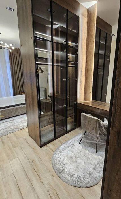 Продается 2х комнатная квартира в ЖК Oq Saroy Deluxe , МирзоУлугбек