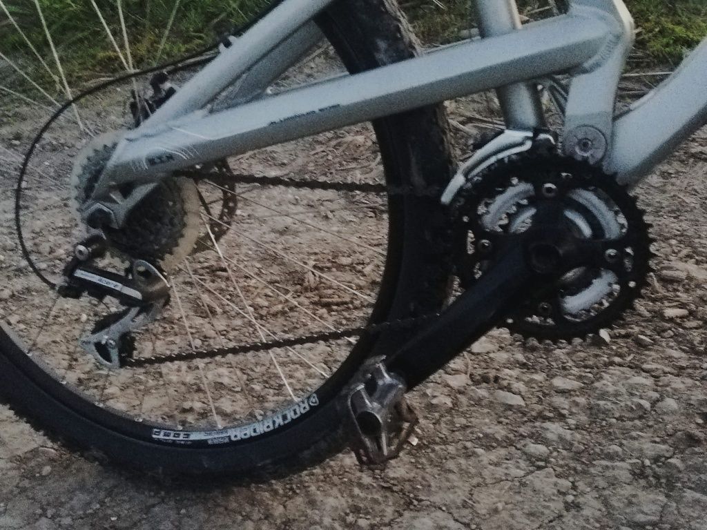 Vând bicicletă Rockrider 6.3