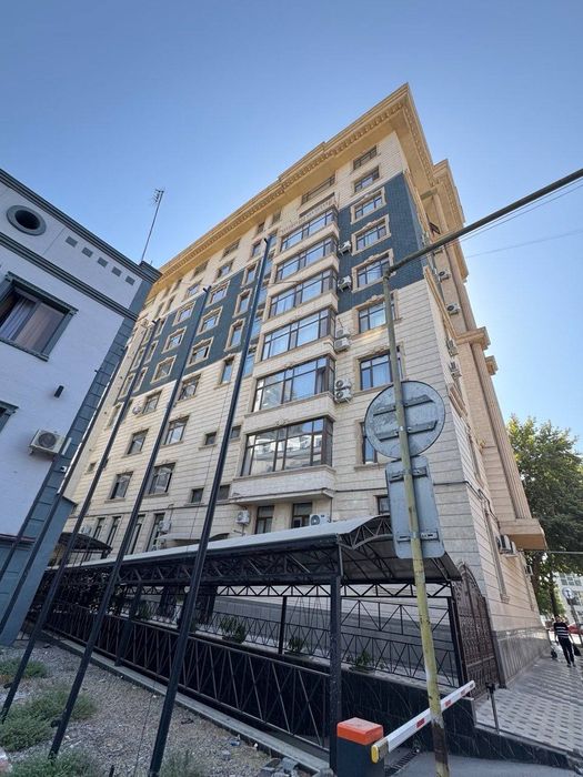 Квартира продается 3/5/9 на жк Дипломат