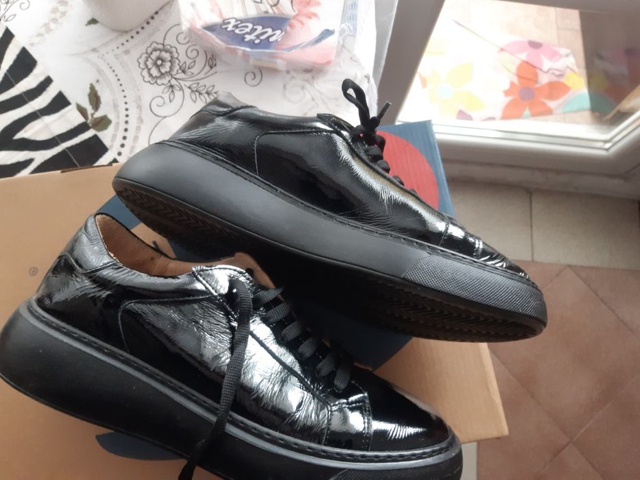 Маратонки, боти за сезона.40 номер.