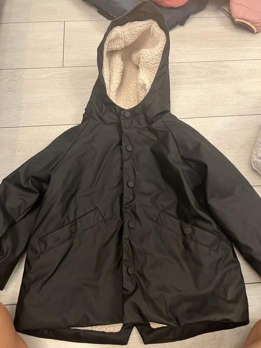 Geaca impermeabila Zara 98