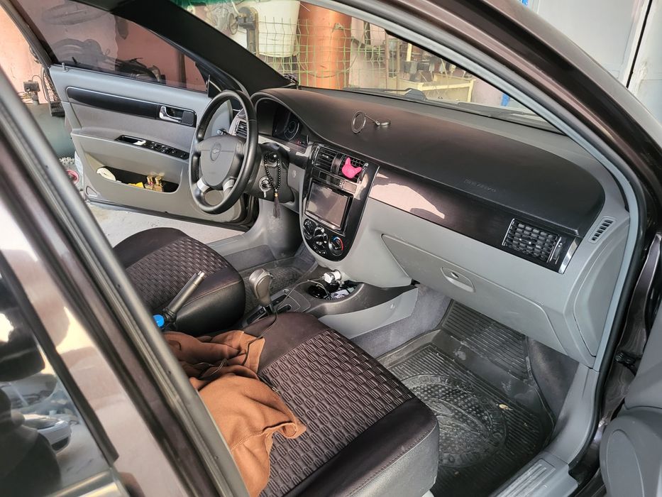 Gentra 2020г тоза аёл киши хайдаган срочно сотилади