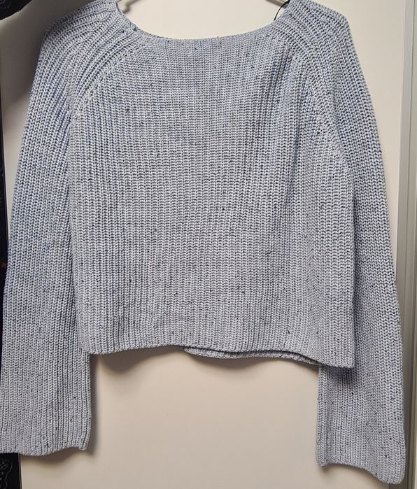 Pulover calduros, perfect pentru zilele reci