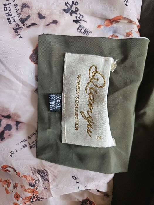 Зимний женский пуховик