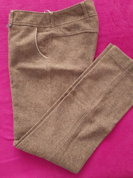 Вълнен панталон на фирма Rosi Fashion