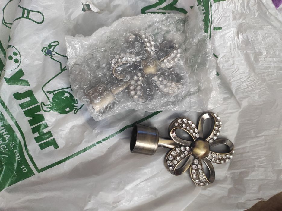 Продам  наконечники на гардину