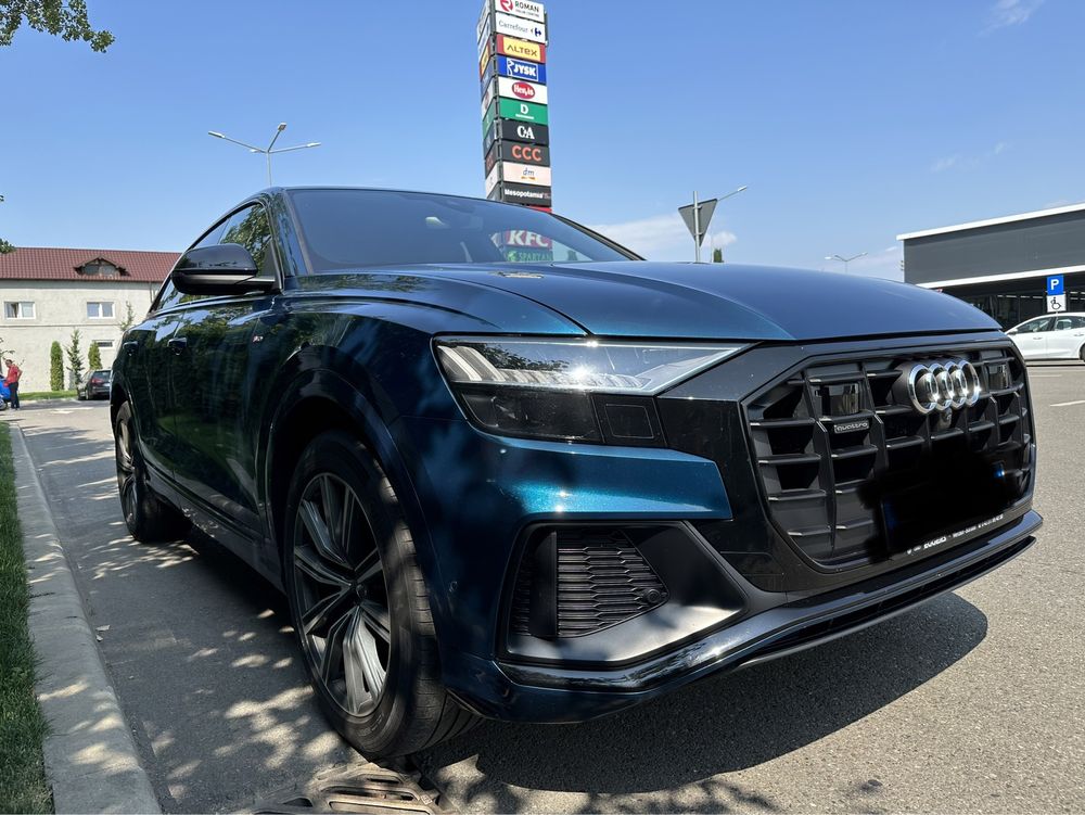 Audi Q8  hibrid-motorina+electric s line interior-exterior