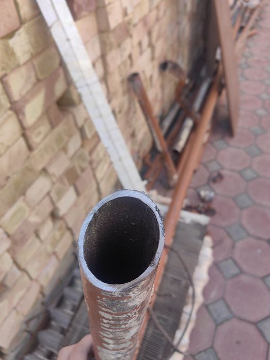 Б/у труба металлическая внешний диаметр 57 мм