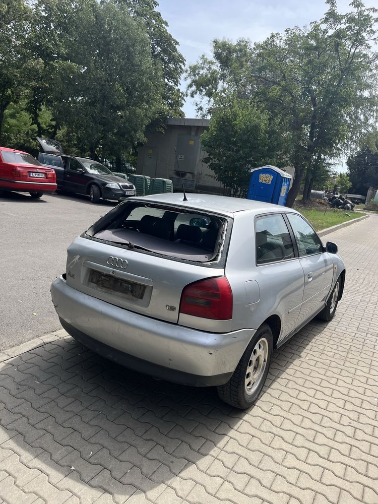 Audi a3 1.6 на части