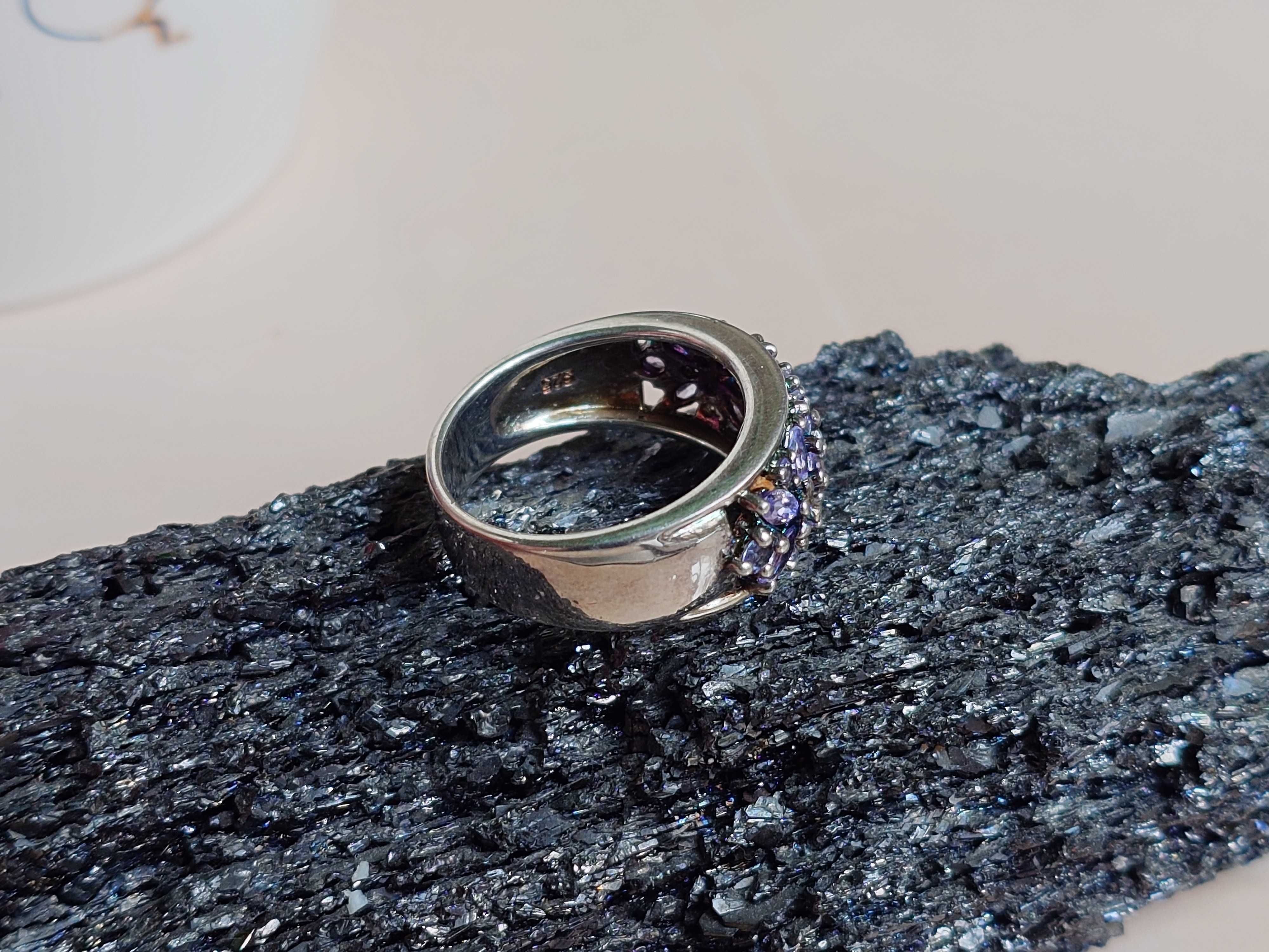 Inel superb din argint rodinat cu cubic zirconii Ametist