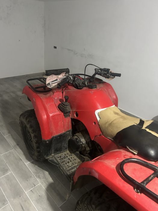 Dezmembrez atv yamaha bruin