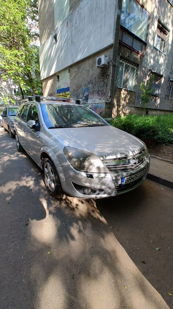 Vând Opel Astra H 2009