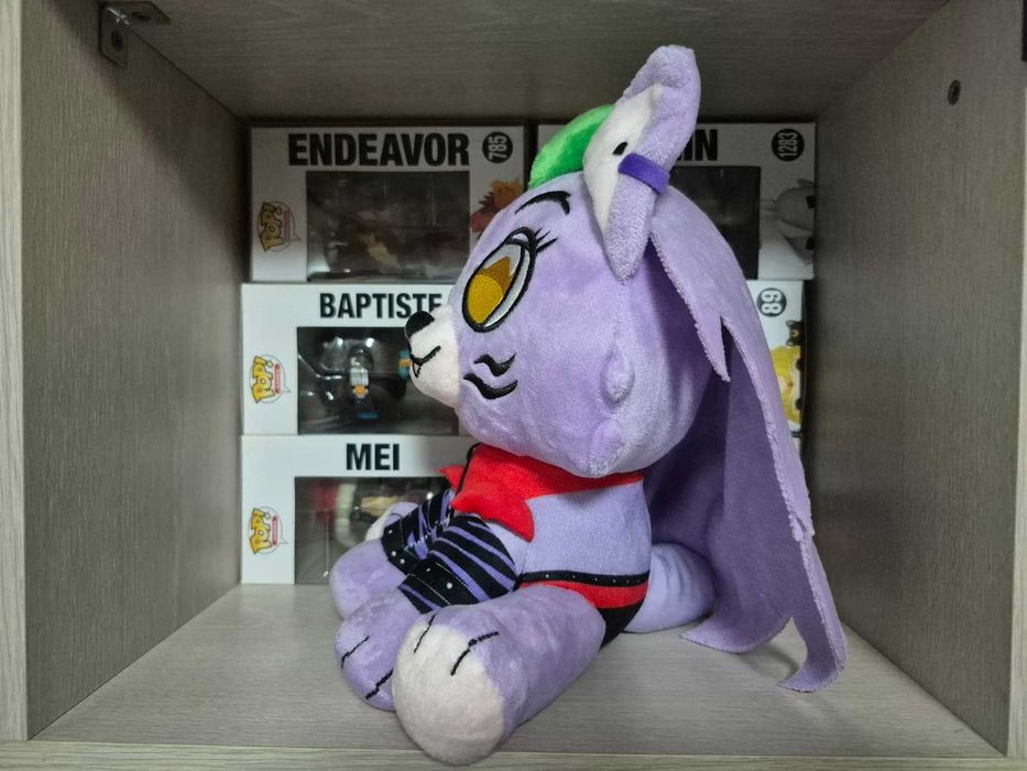 Jucarie Plus Joc Five Nights at Freddy's: Security Breach - Roxy