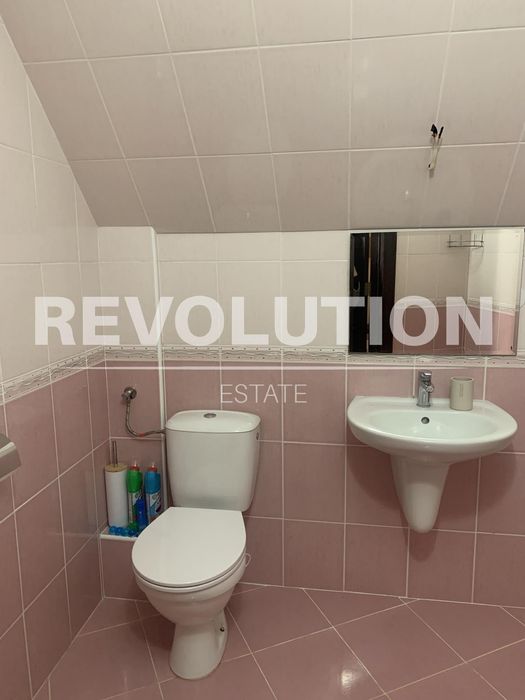 Дава се под наем Двустаен апартамент в Варна, Цветен квартал - 55 кв.м за 450 € - Снимка #15