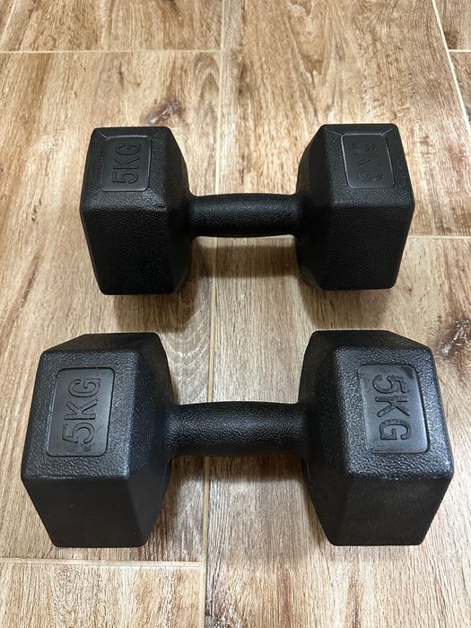 2 бр . дъмбели 5 кг