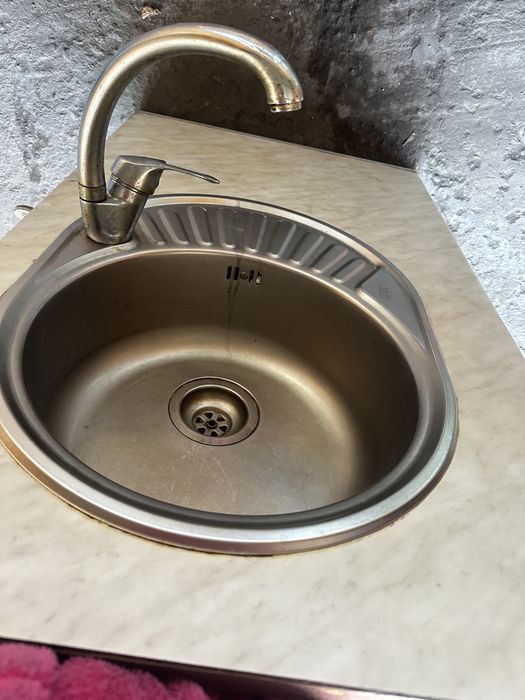 Сместитель и мойка