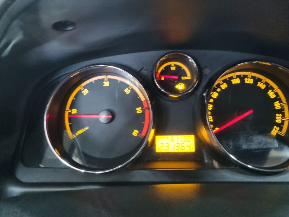 Opel antara 4x4 motor 2l 150 cp an 2011