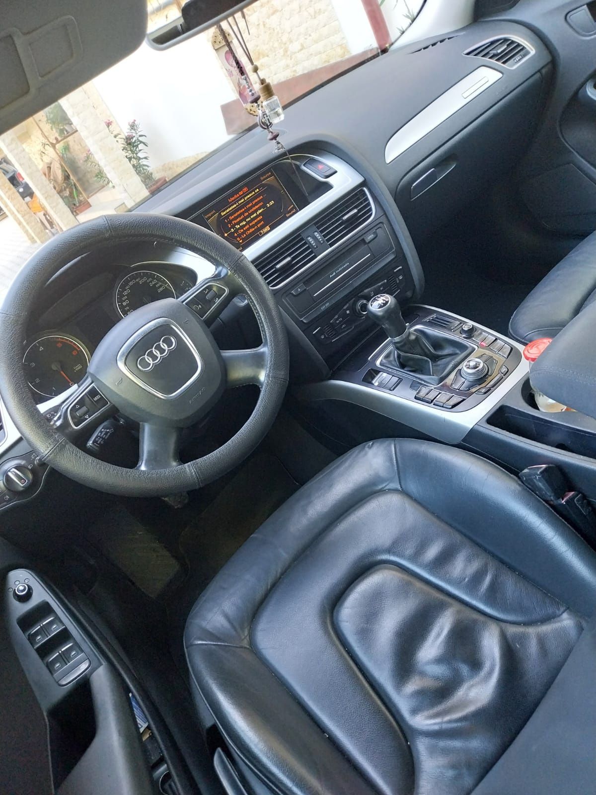 Vând Audi A4 Allroad