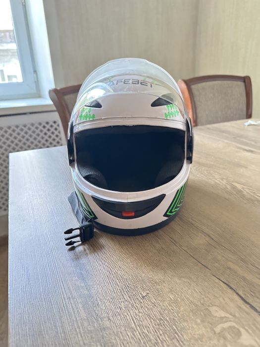 Продам детский шлем