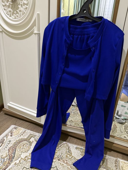 Тройка  цена-3000тг новая