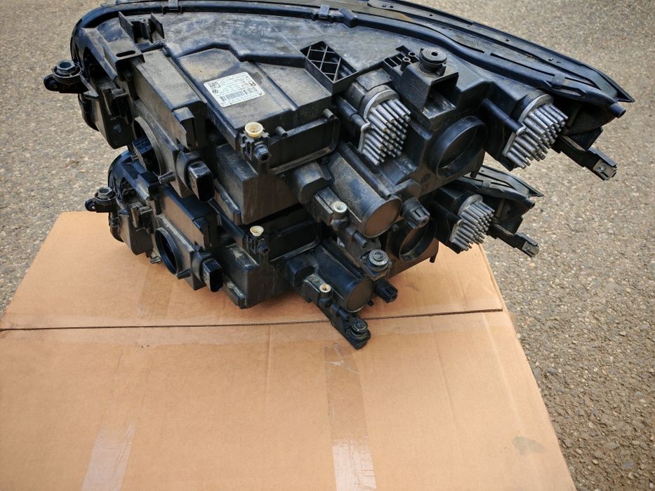 Far vw Tiguan Facelift 2021 2024 stare perfecta