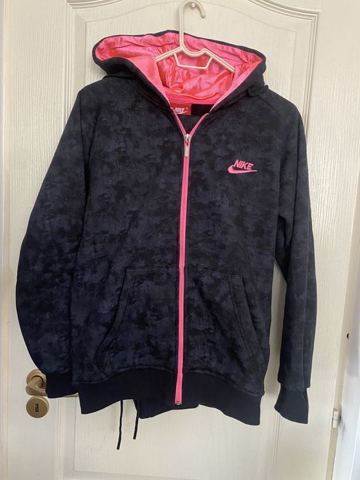 Trening nou de damă firma Nike