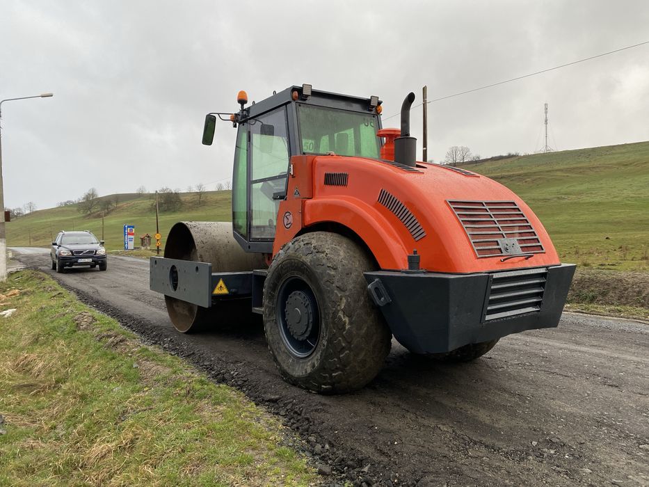 Cilindru compactor terasier