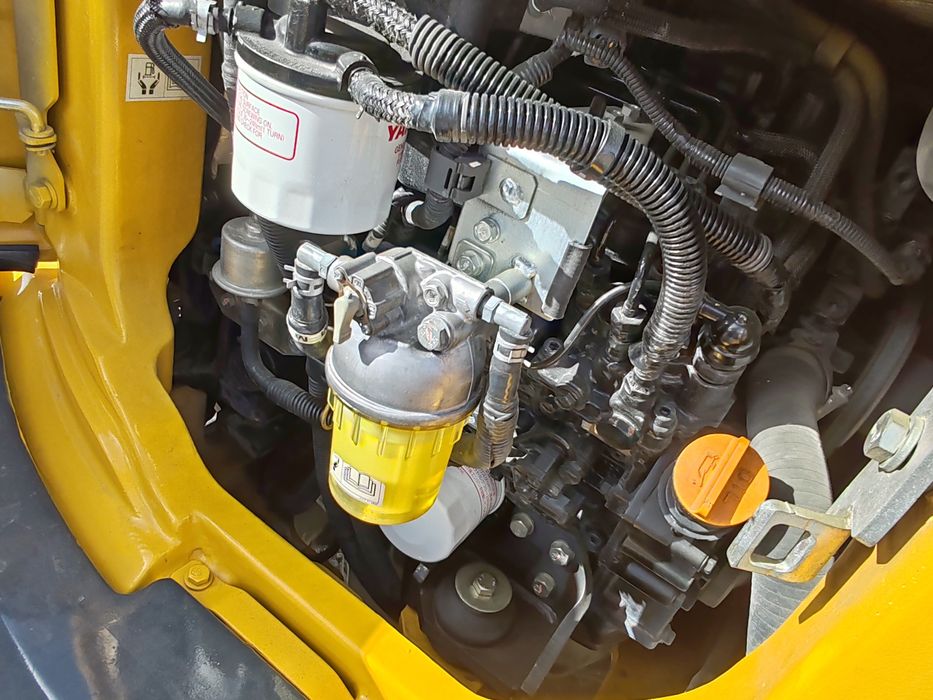 Escavator Komatsu pc30 an 2018 cu 4017 ore 3 cupe