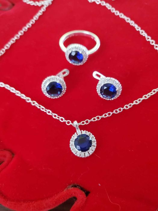 AG33,set argint 925,nou/marcat,4 piese, zirconiu alb/safir,ideal cadou