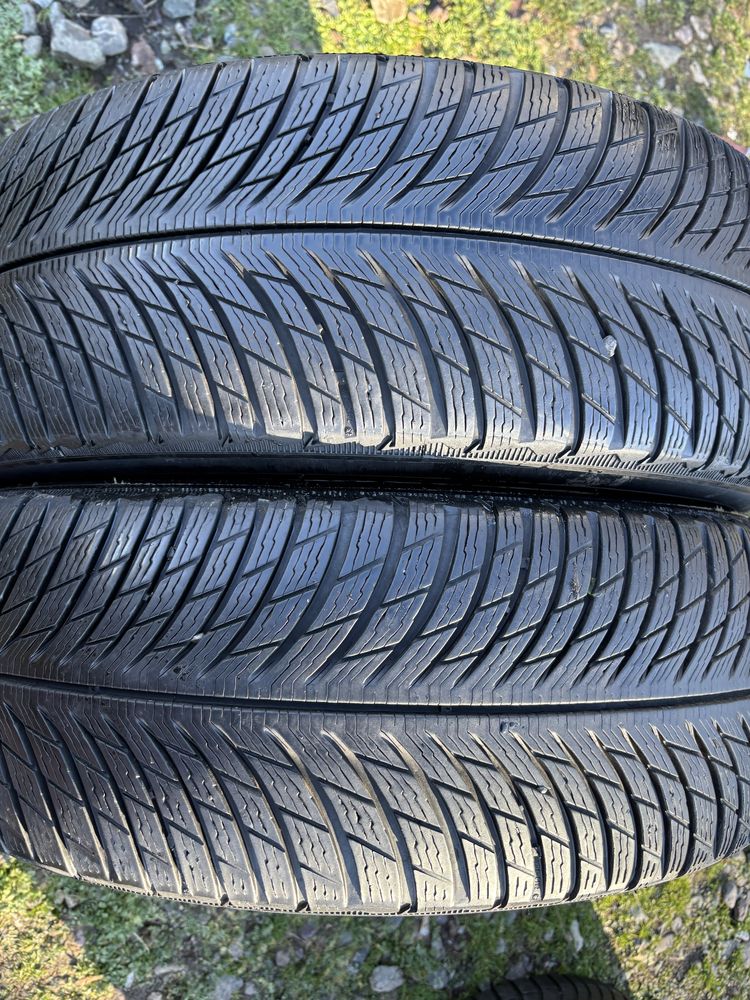235/65 R17 2бр зимни гуми