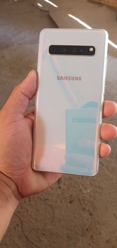 Samsung Galaxy  s10 5g  256gb