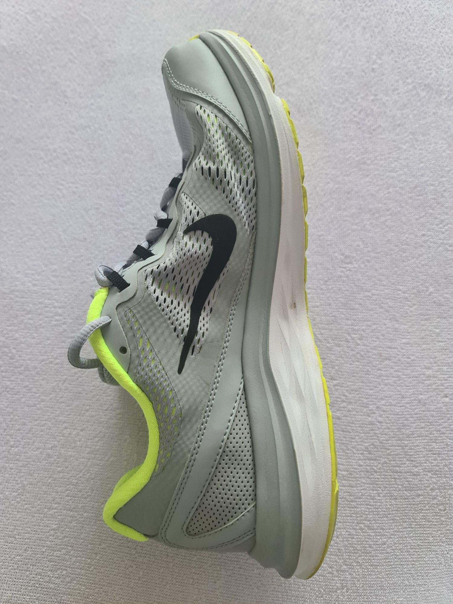 Adidași Nike Dual Fusion