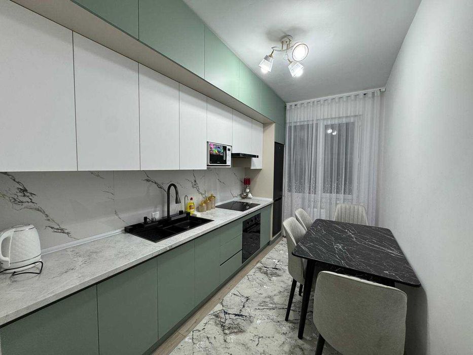 Сдаётся квартира 2/4/6 на ор-р Мирзо-Улугбекский ЖК Зиенур