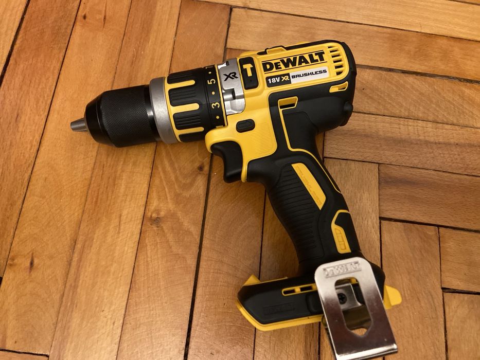 DeWALT-DCD795, nou, original.