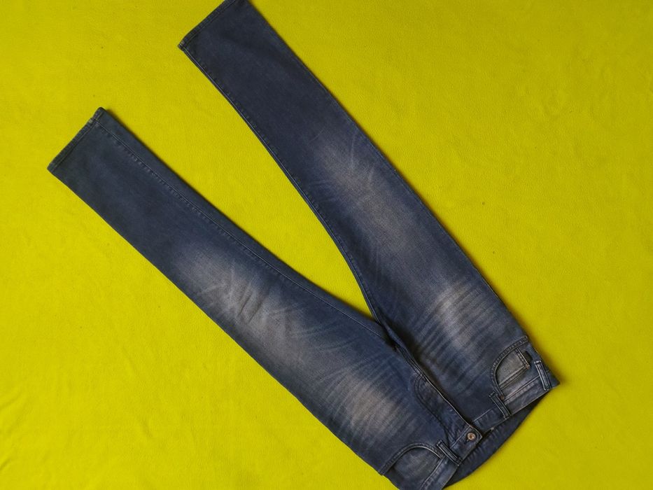 Emporio Armani-М-Оригинални