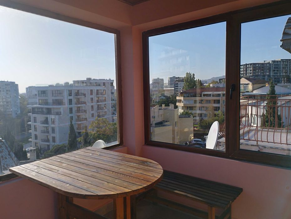 Дава се под наем Тристаен апартамент в Варна, Бриз - 139 кв.м за 900 € - Снимка #14