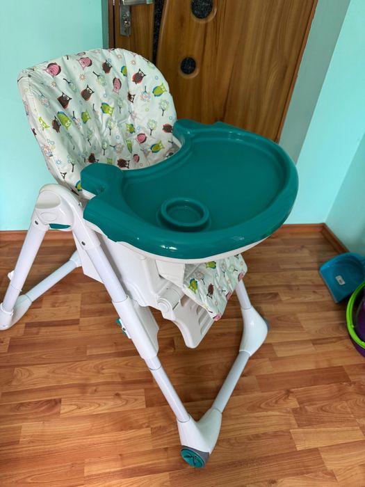 Scaun de masa bebe