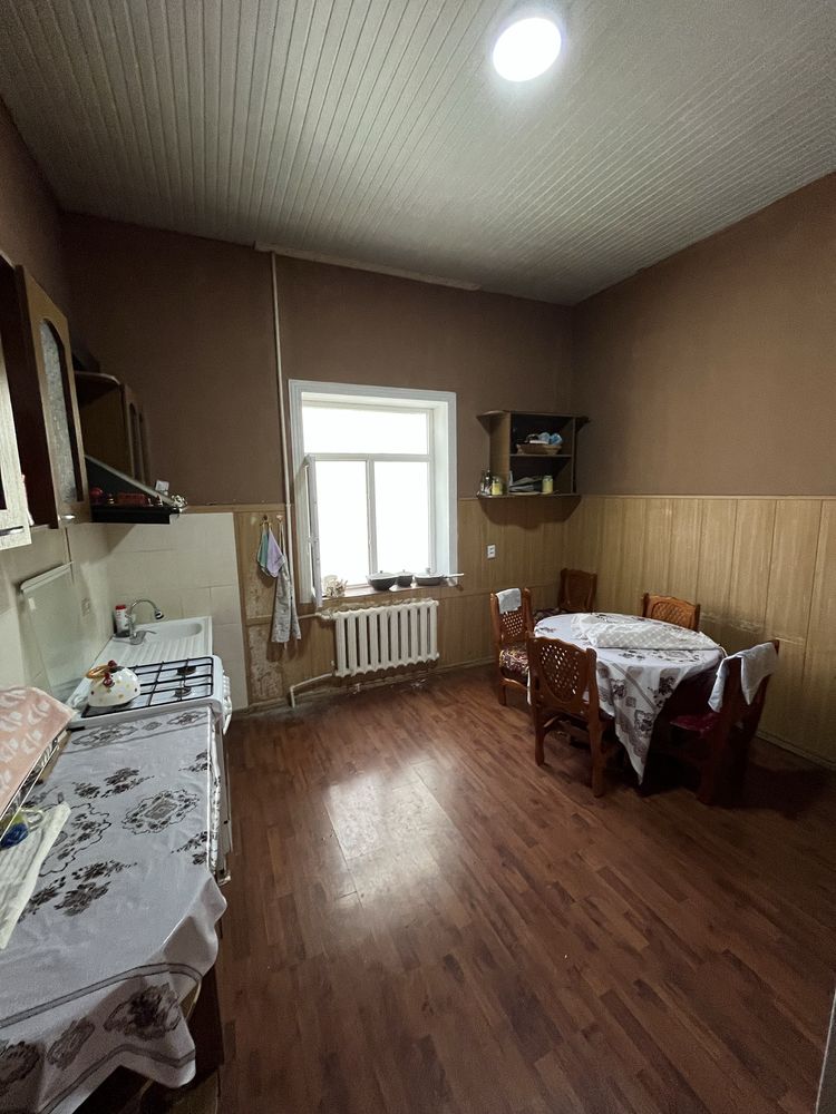Uy sotiladi Fargona sanatoriya yaqinida