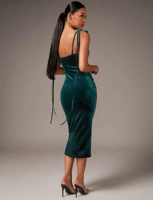 Rochie verde catifea