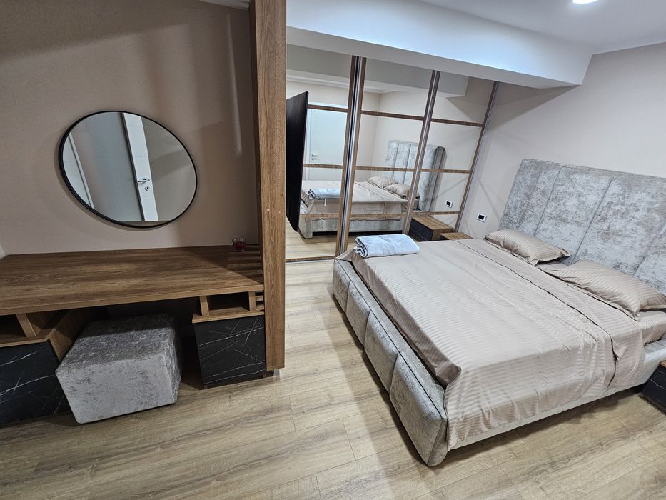 REGIM HOTELIER/TARG DE CRACIUN 2  apartamente Promenada Mall 3 Camere