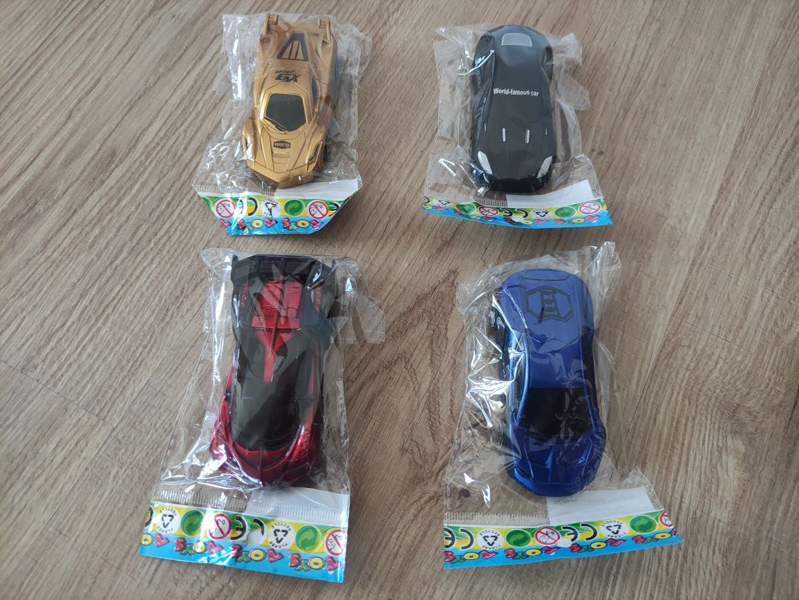Играчки кактус коли и пистолет