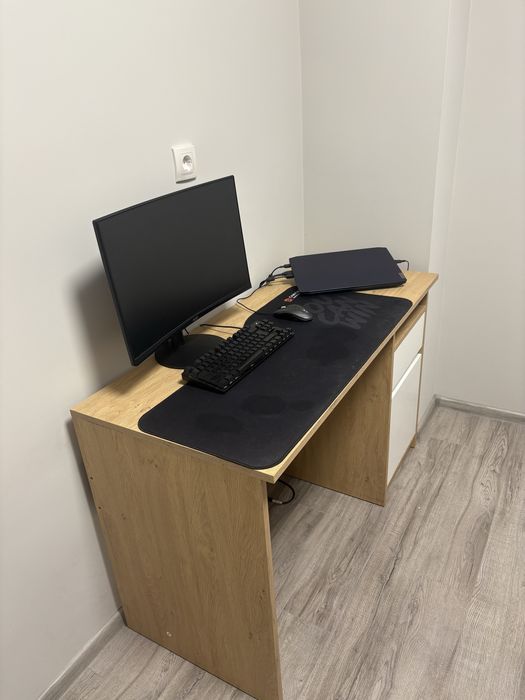 Бюро в добро състояние