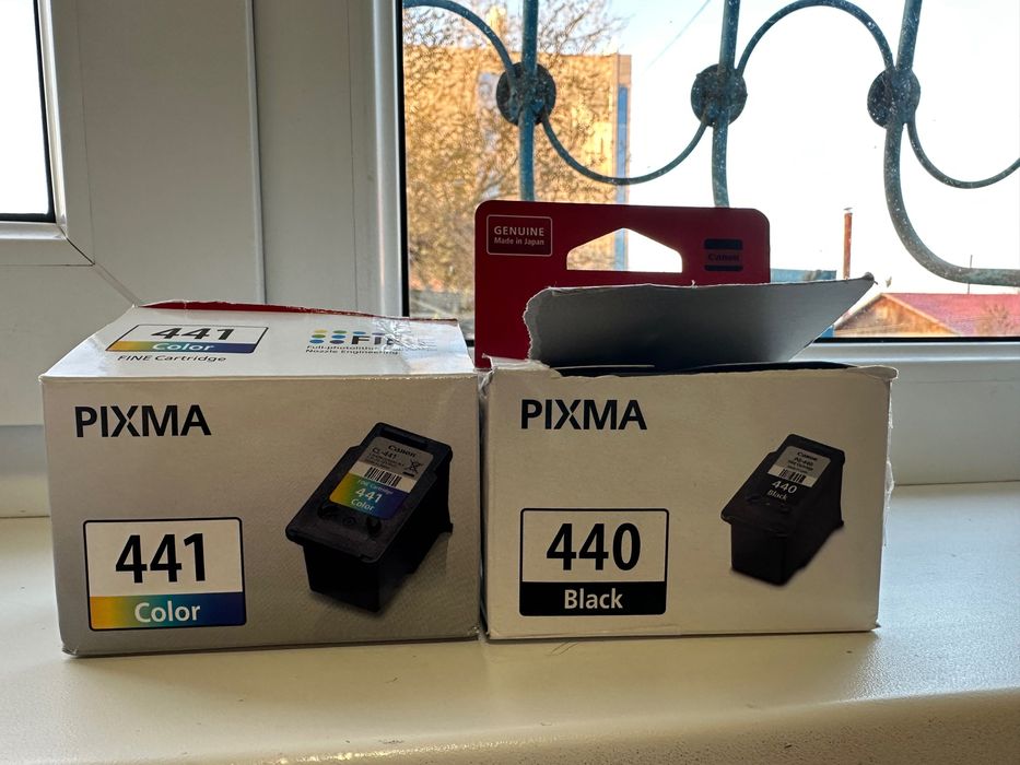 Набор картриджей PG-440 (черный) и CL-441 (цветной) от CANON