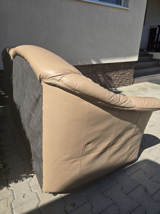 Coltar tip fotoliu extensibil / pat / piele maro