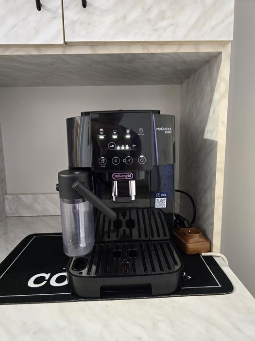 Espressor automat De’Longhi Magnifica Start