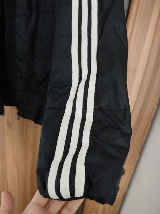 Geaca Adidas pentru băieți 13-14 ani