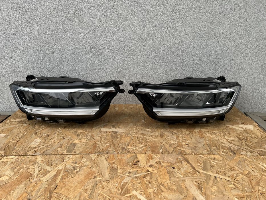 SET Far stanga dreapta VW T-ROC Facelift 2021-2024 Full LED Originale