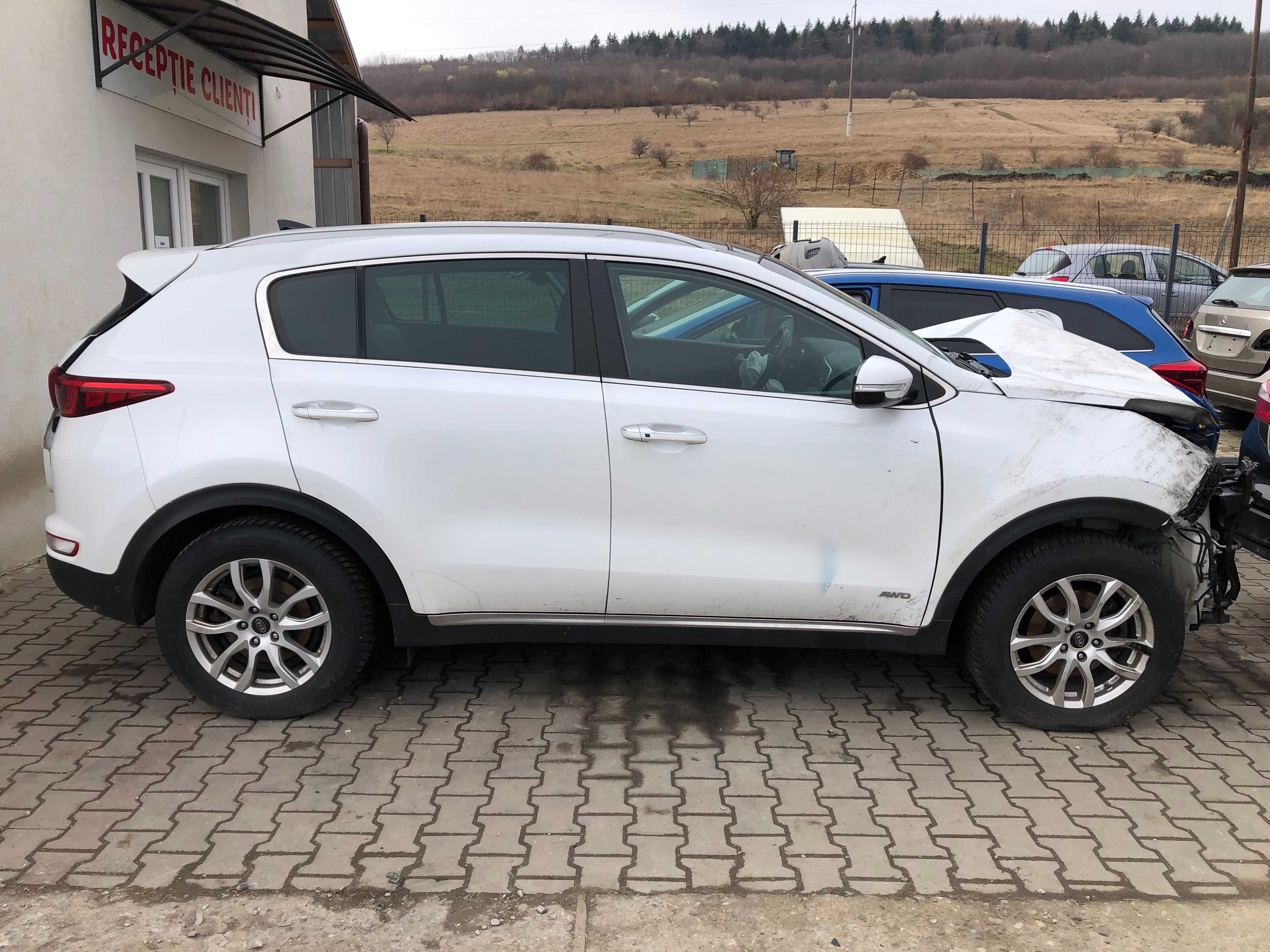 Dezmembrari Kia Sportage 2017 GT-Line 2.0 Diesel 4x4 D4HA Automat 6+1