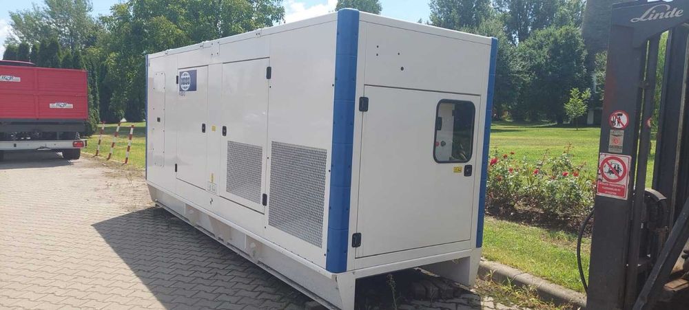 Stoc GENERATOR PERKINS 450 KVA- 360 KW nou cu garantie 2023