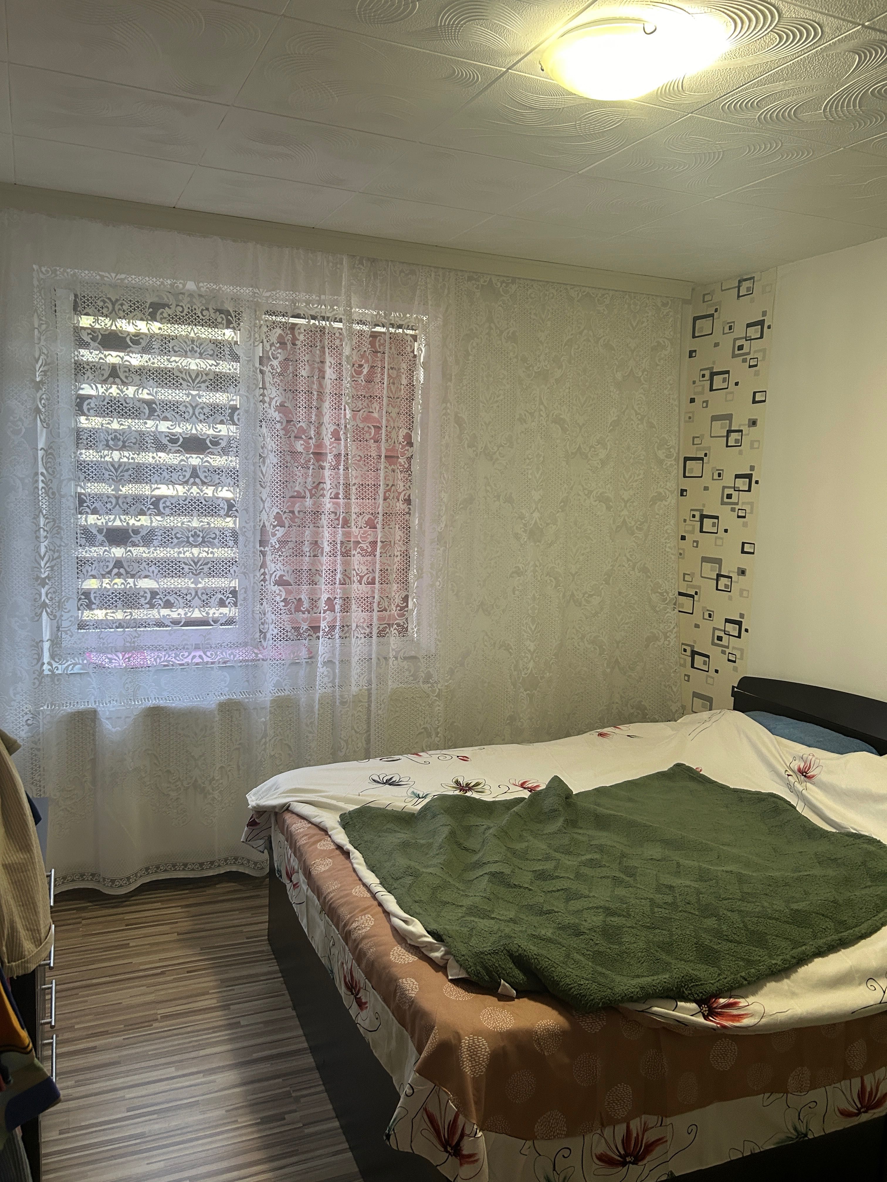 Vând apartament 2 camere